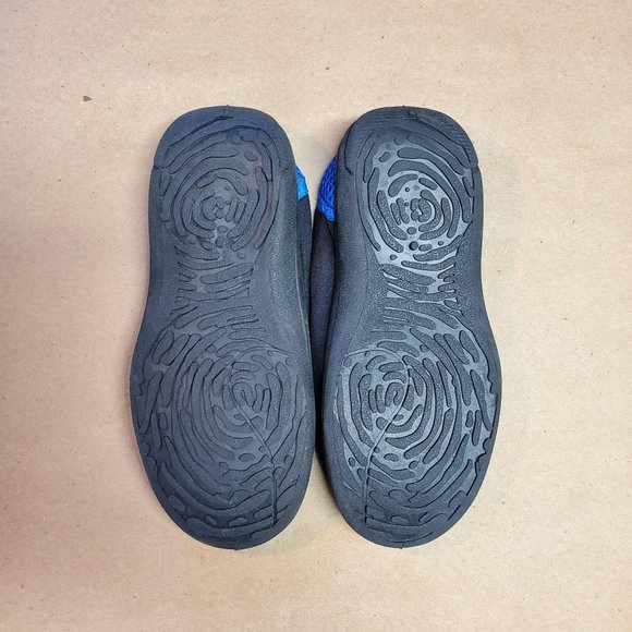 Aqua Shoes Size M (1-2) Blue and Black - Picture 5 of 7